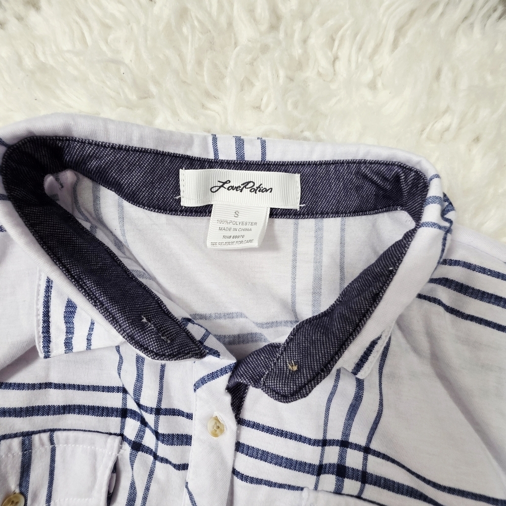 Set of 2 Button-Down Blouses - Love University & Love Potion - Size S - Picture 5 of 5